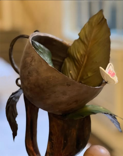 Chocolate Cup and Leaf from Thanksgiving Chocolate Showpiece 2022