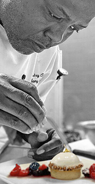 Creations of Pastry Chef Anthony Smith in Chocolate, Confectionery, Plated Desserts, Competition Showpieces and the Creative Process