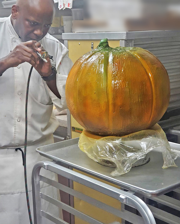 Creative Process and Production of Pastry Chef Anthony Smith